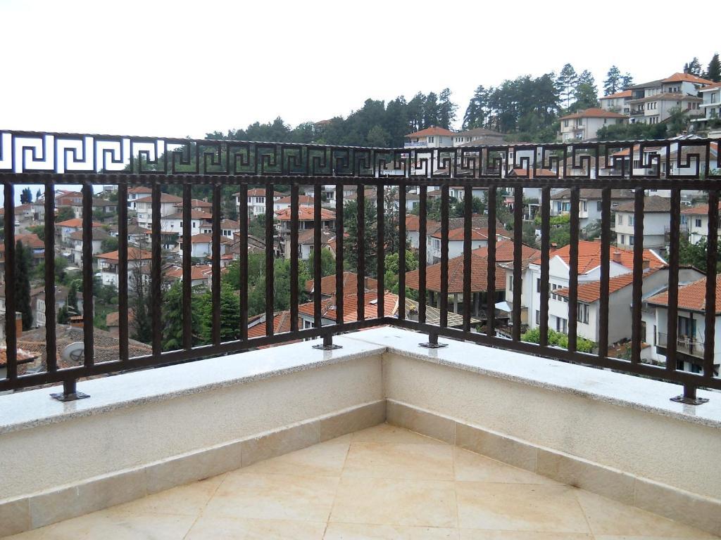 House Meri Ohrid Rom bilde